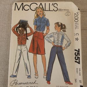 McCall's 7557 Girls Bottoms Sewing Pattern Pants Shorts Skirt Size 10