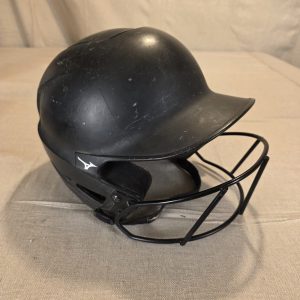 Mizuno F6-BT Adult Softball Batting Helmet with Face Mask Black 6 3/4-7 3/8