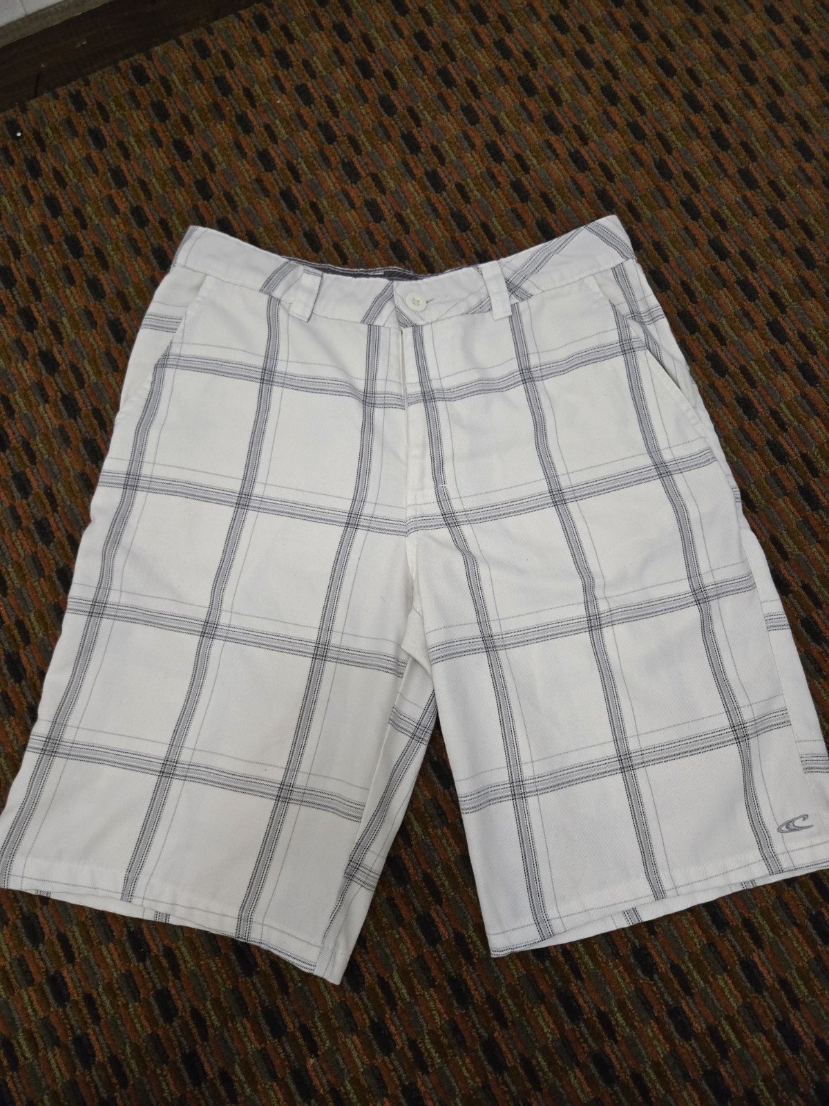 O’Neill Shorts Mens 30 White Plaid Casual Flat Front Surf Skate Summer