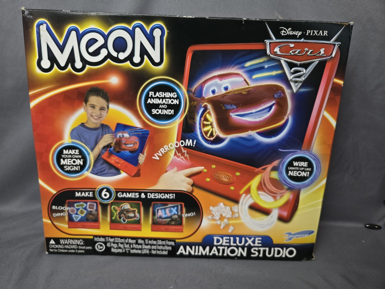 Disney Pixar Cars 2 Toy Meon Deluxe Animation Studio Picture Maker Neon Light Up