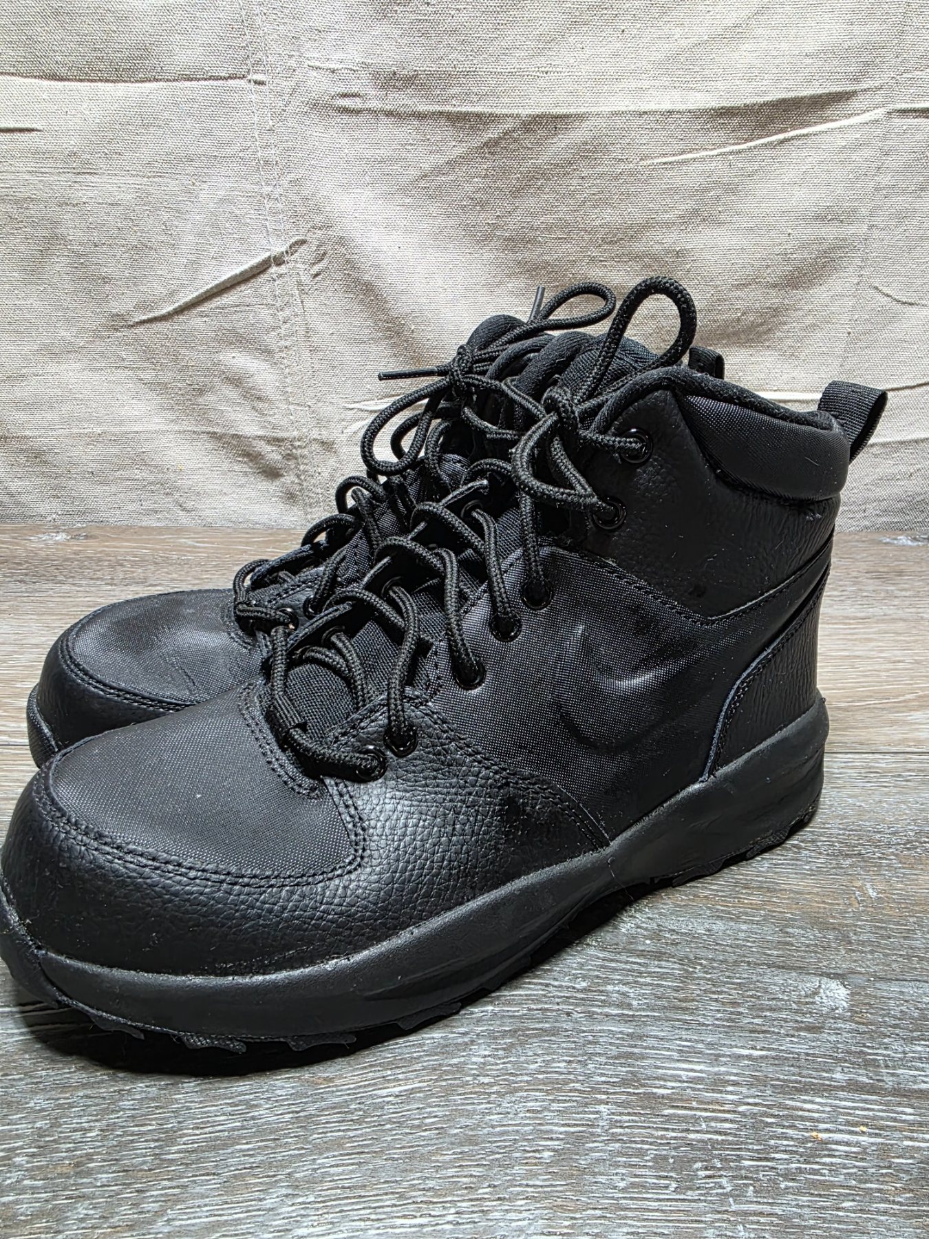 Nike Manoa LTR GS Triple Black Hiking Boots Youth 6Y BQ5372-001