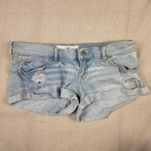 Hollister Low Rise Distressed Cuffed Denim Shorts Women’s Size 1 W25