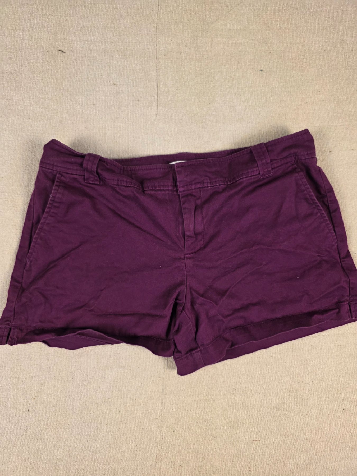 New York & Company Chino Shorts Women’s Size 6 Purple Cotton Stretch