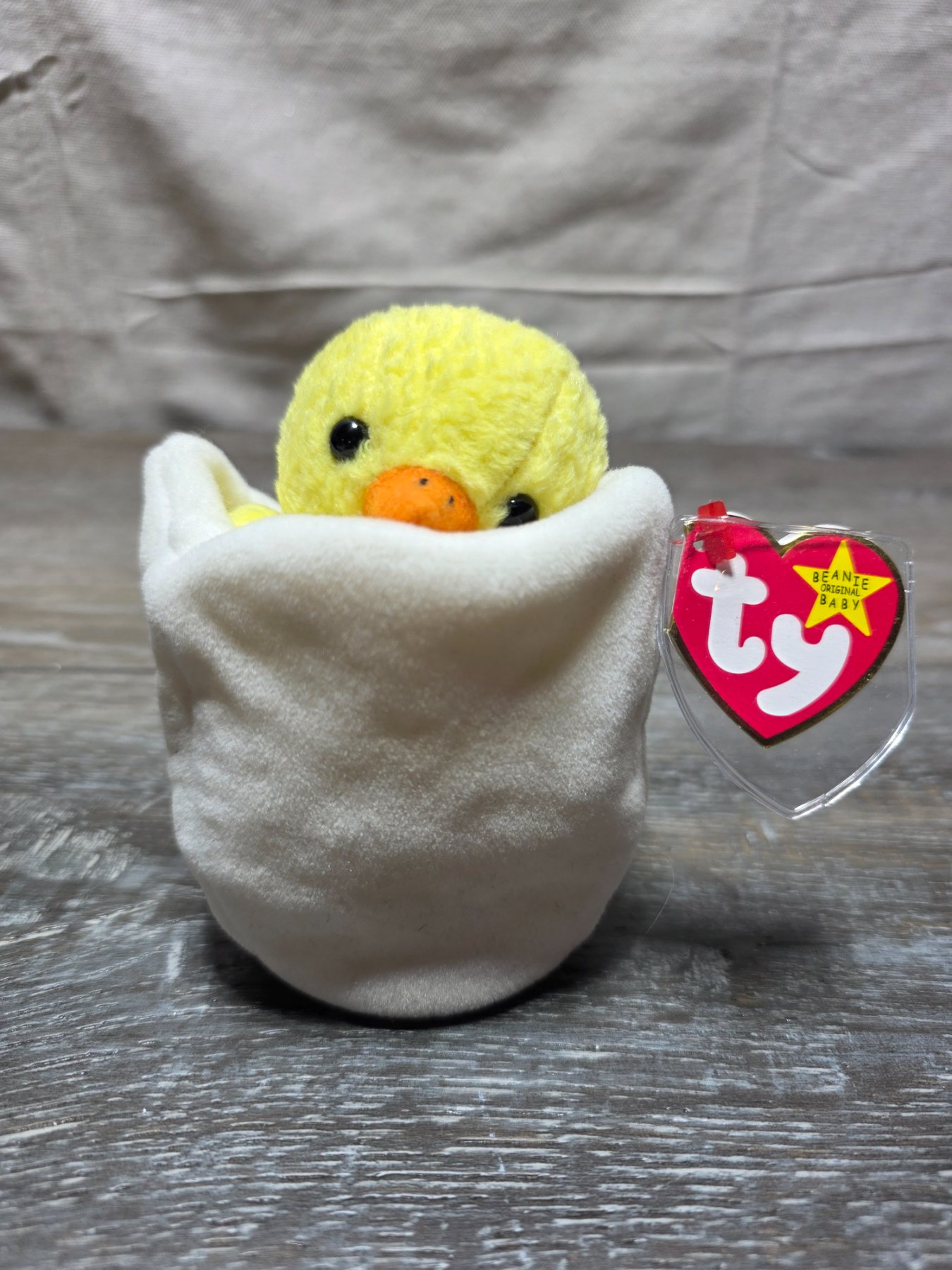 Vintage 1999 Ty Beanie Baby Eggbert Chick in Egg Plush w/ Tags