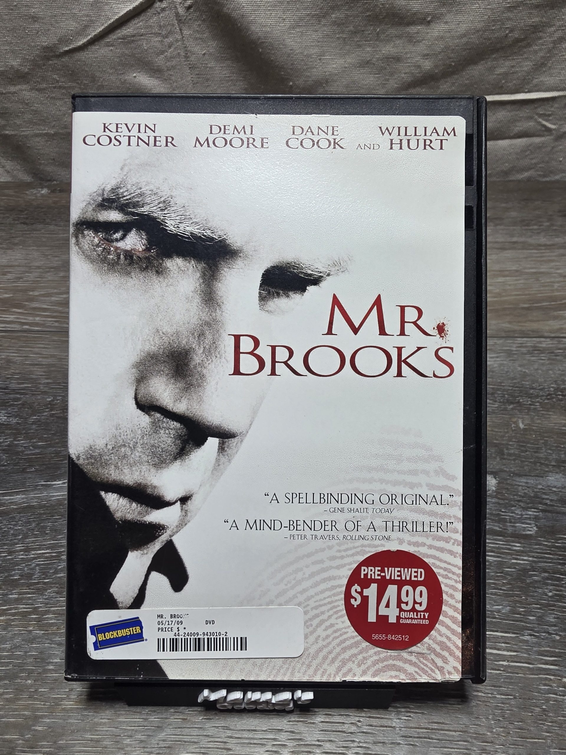 Mr. Brooks DVD 2007 Kevin Costner Demi Moore Blockbuster Copy