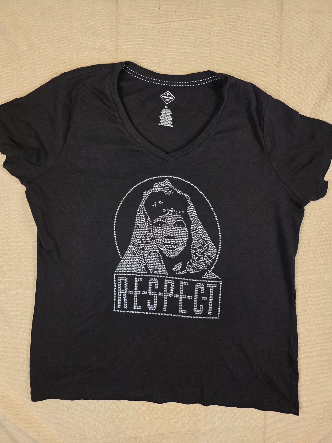 St. John's Bay Respect Rhinestone V-Neck T-Shirt Women's XL Black